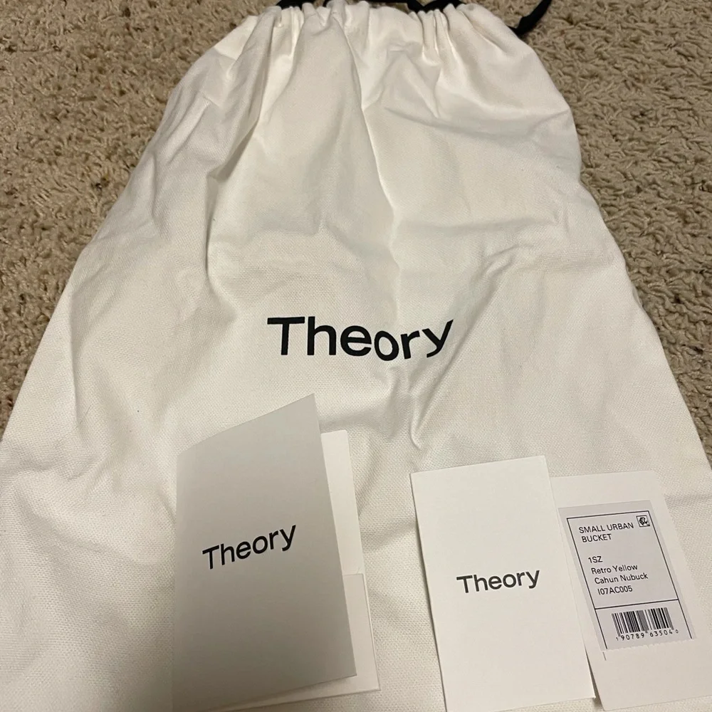 Theory leather handbag - Picture 6 of 9